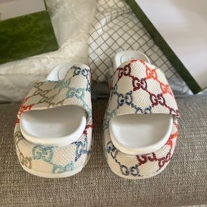 GUCCI PLATFORM SLIDES